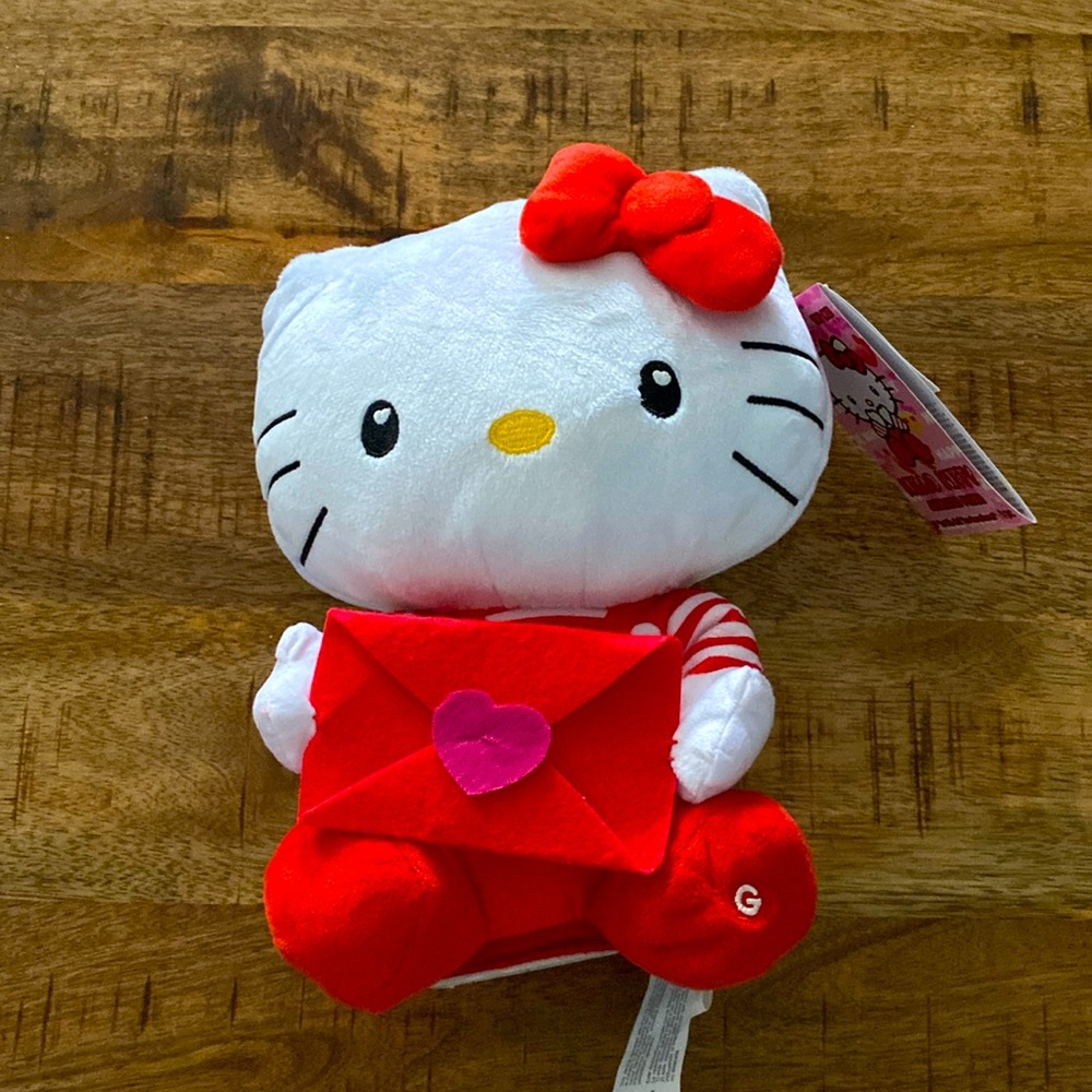 NWT Sanrio Hello Valentine’s Day Greeter “Let Me Call You Sweetheart” Animated